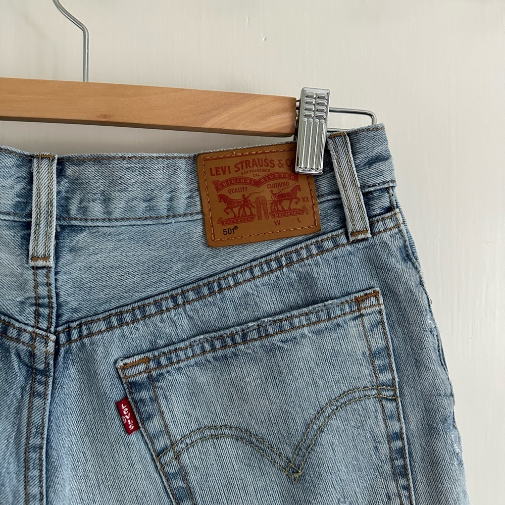 Levi Jean Shorts